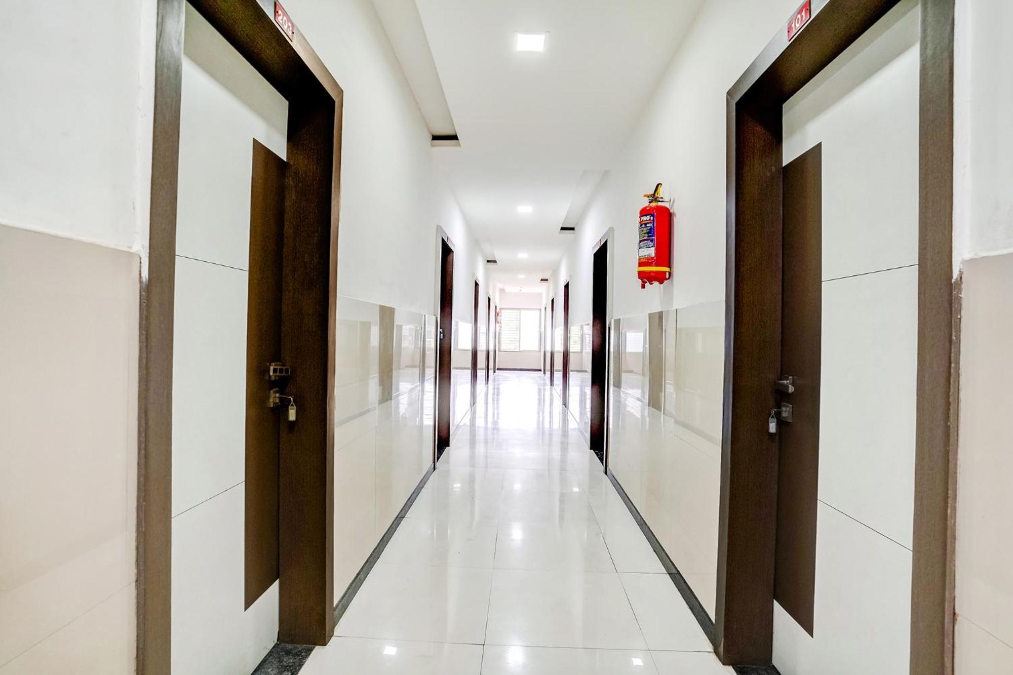 Fabexpress Sai Lodging - Nashik Railway Station Deolali Ngoại thất bức ảnh